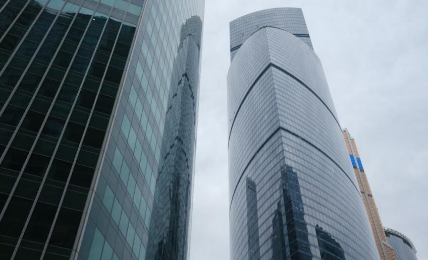 Come pianificare un programma decennale di riqualificazione degli impianti: il caso dei grandi gestori